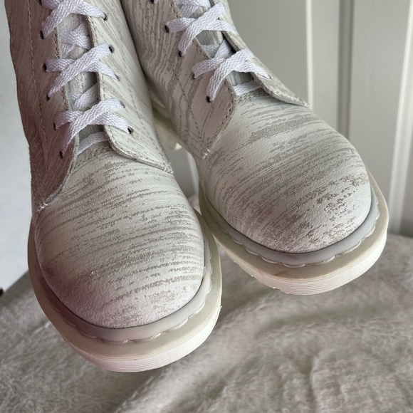 Dr. Martens Pascal White leather Suede Ankle Combat Boots - Picture 8 of 10